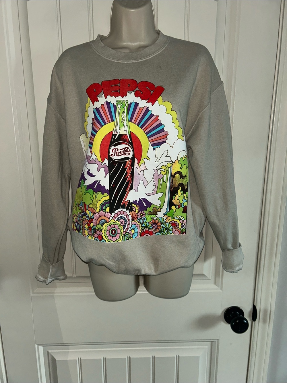 Pepsi Multicolor Graphic Crewneck Sweatshirt - Light Gray Sz M